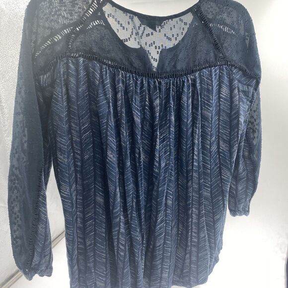 LUCKY BRAND Top Shirt Women's Medium Blue Sheer Detail 3/4 Sleeve - Picture 2 of 3